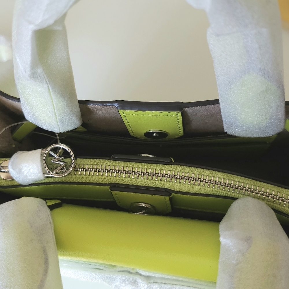 Michael Kors Hamilton Small Lime Cross Body Bag - Picture 14 of 16